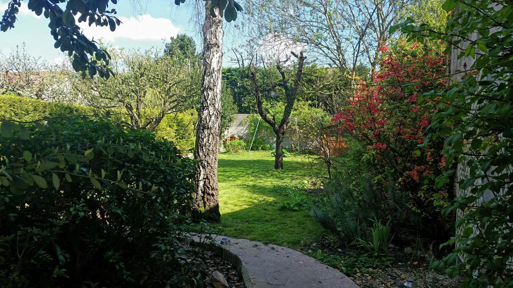 Chambre Avec Jardin Pierre Curie Bry-sur-Marne Zewnętrze zdjęcie